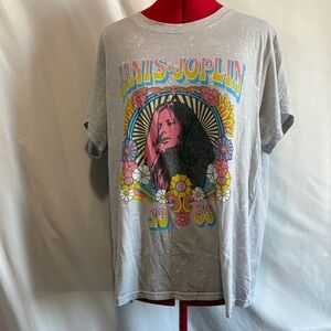 Gray Graphic Short Sleeve Tee XL102